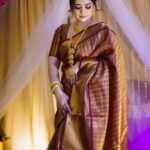 স্বর্ণমায়া কাঞ্চিপুরম শাড়ী।